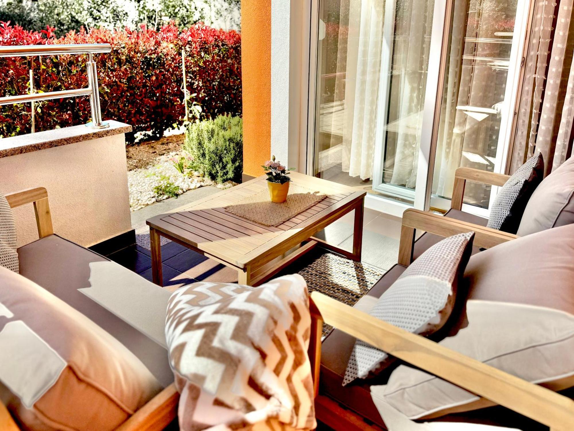 מדולין Apartments Terra Solaris מראה חיצוני תמונה